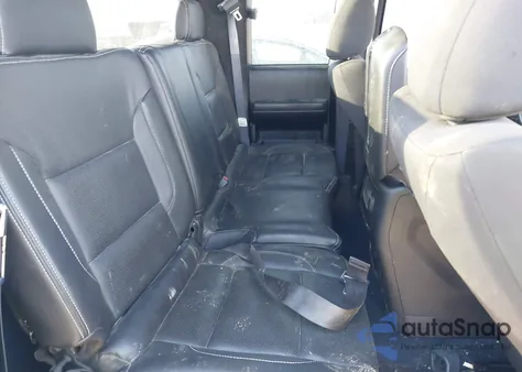 1998 Chevrolet C1500 Fleetside z USA, uszkodzony, nr VIN 2GCEC19R5W1215584